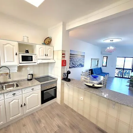 4 Apartment *